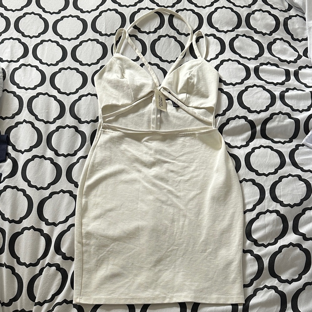 Forever 21 Strapless Dress in Cream